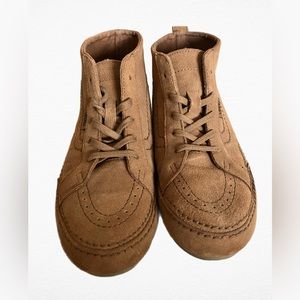 Vans Seahurst Suede, Mid Women’s size 8 (Chipmunk)